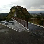Il Vento E La Ginestra