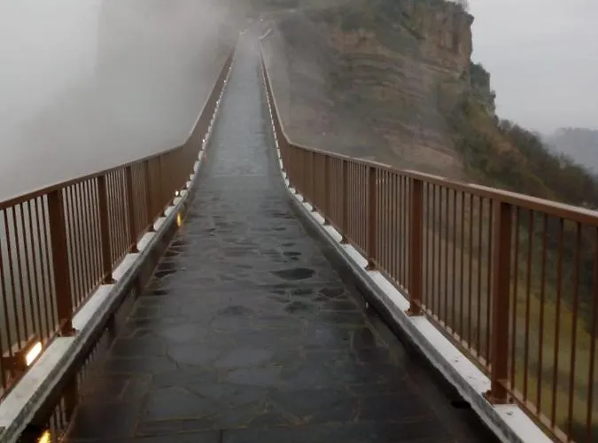 Il Vento E La Ginestra * Bagnoregio